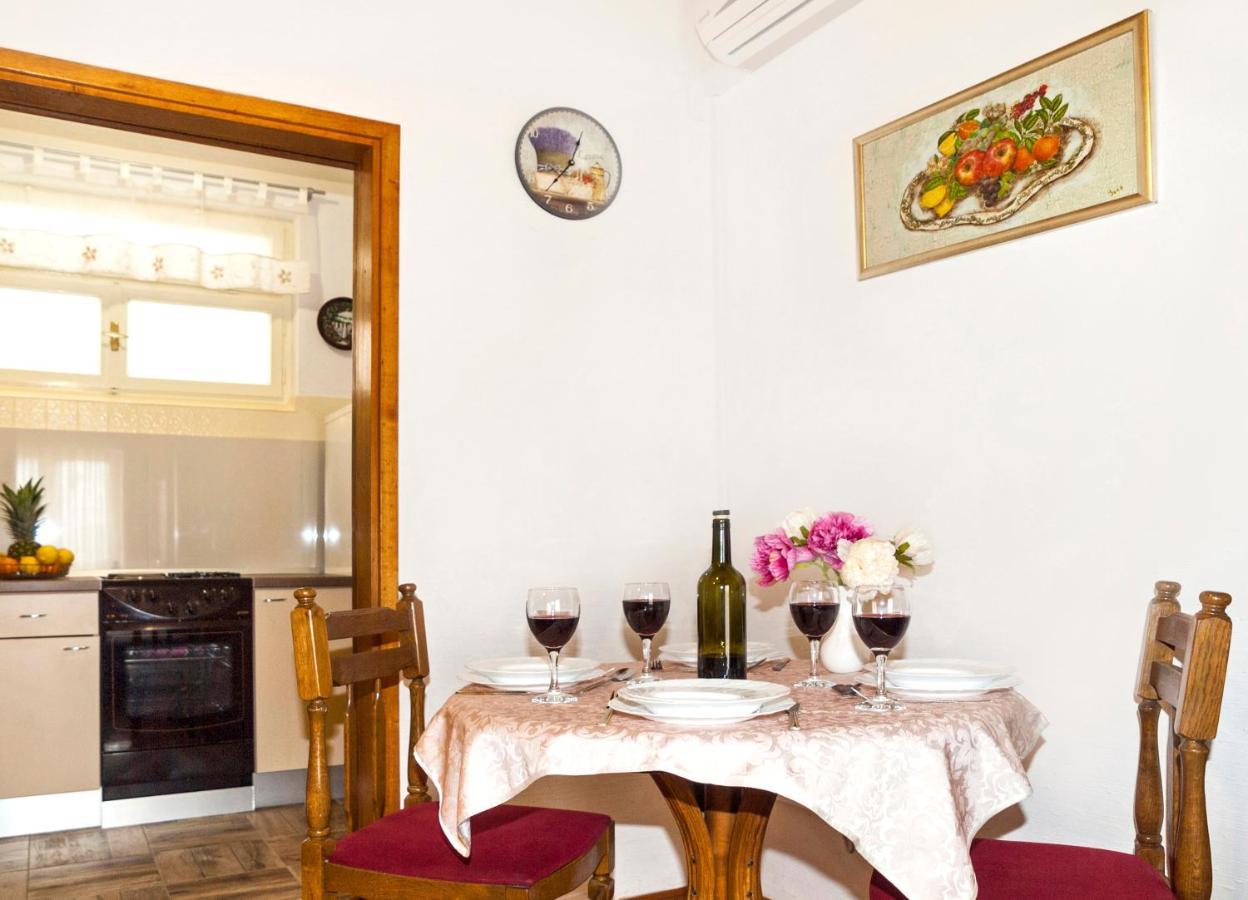 Apartmani Ines Drasnice Exterior foto
